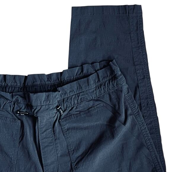 Athleta Women’s Sz 6 Black Trekkie Pant Paper Bag Waist Pull On Ankle - Picture 5 of 11